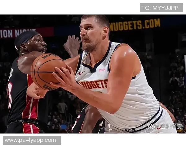 约基奇八场比赛场均33分12篮板11助攻投篮命中率高达71三分命中率56令人震惊